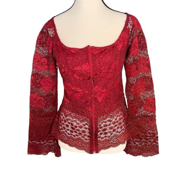 Sagaie Tops - Elegant Red Lace Blouse